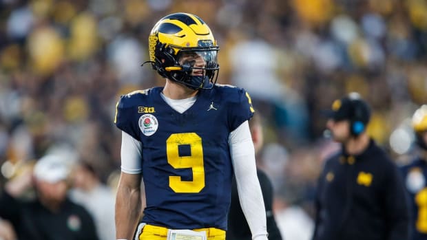 Michigan quarterback J.J. McCarthy (9) watches a play from the sideline during the second half of the Rose Bowl in Pasadena, Calif., on Monday, Jan. 1, 2024.